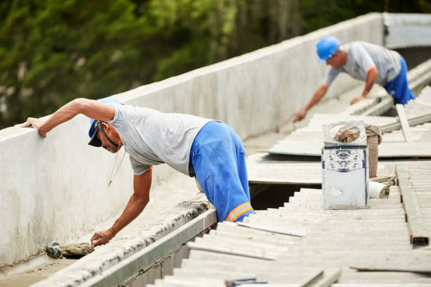 Best Insulation Removal  in East Farmingdale, NY